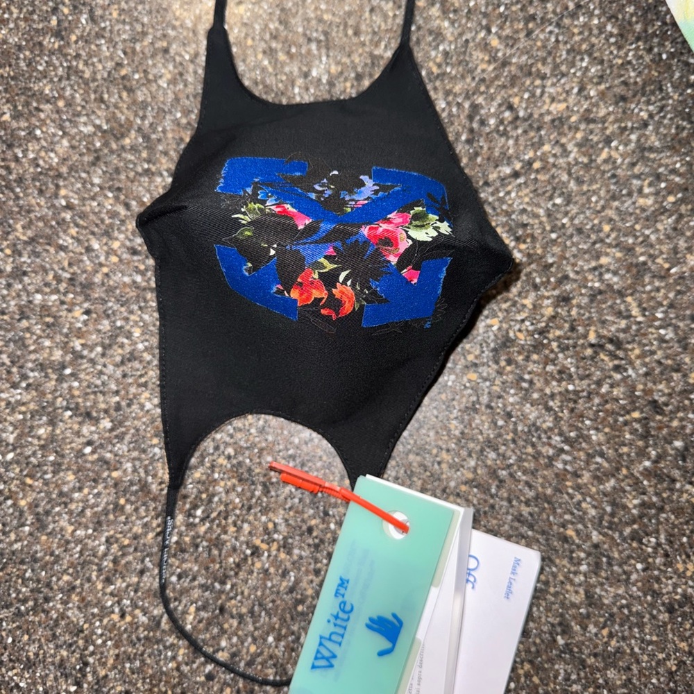 Off-White Floral Arrows Face Mask – Black (NWT) L/XL